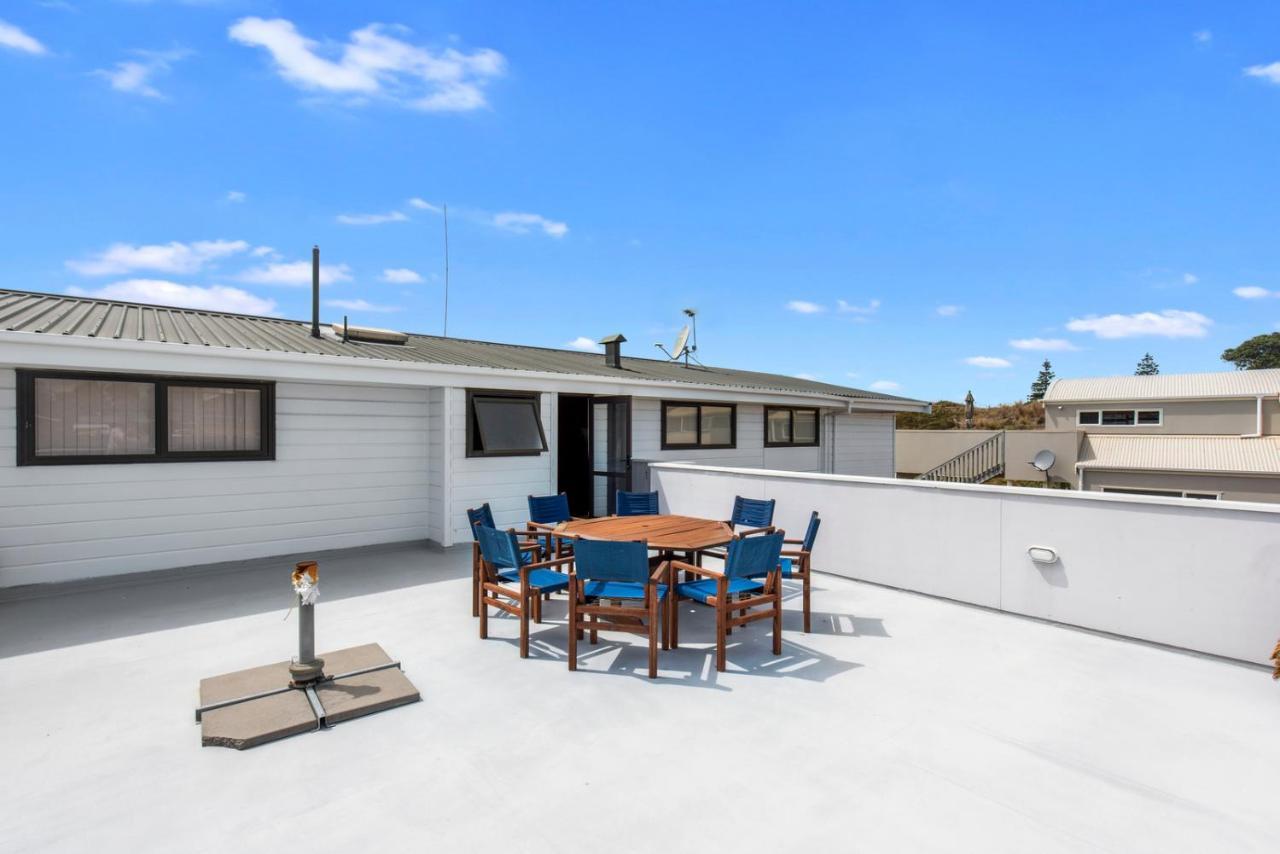 Oceanside Bach - Mount Maunganui Holiday Home Exterior photo
